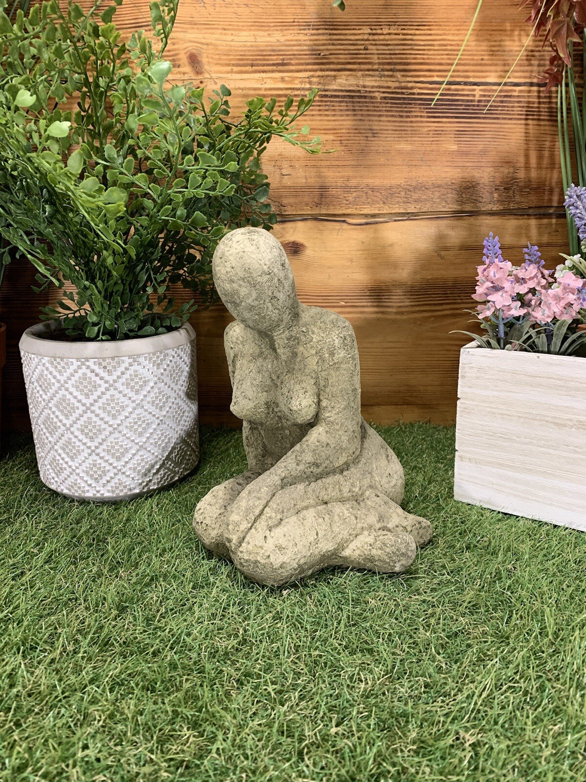 STONE GARDEN CUTE MODERN KNEELING GIRL STATUE GIFT HOME GARDEN ORNAMENT